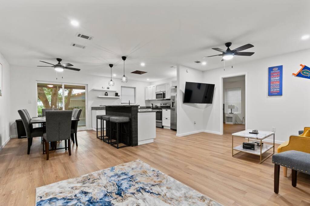 Gainesville-Newly Remodeled Home Kültér fotó